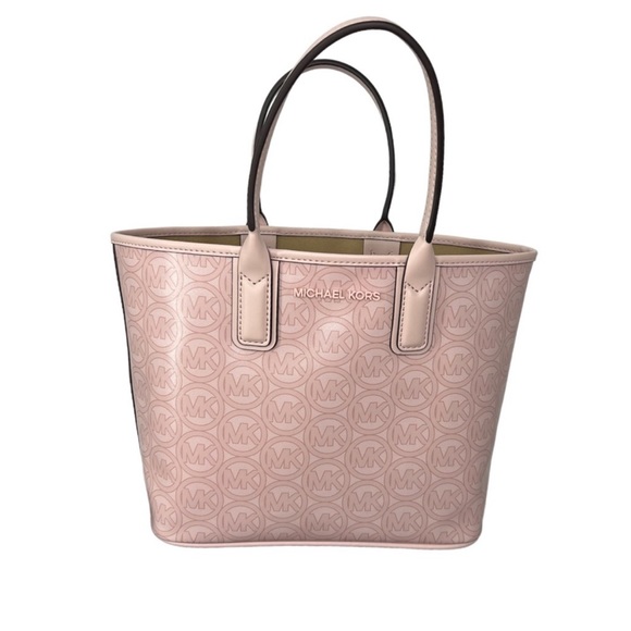 COPY - 👛MICHAEL KORRS TOTE NWT 👛 - Picture 4 of 8